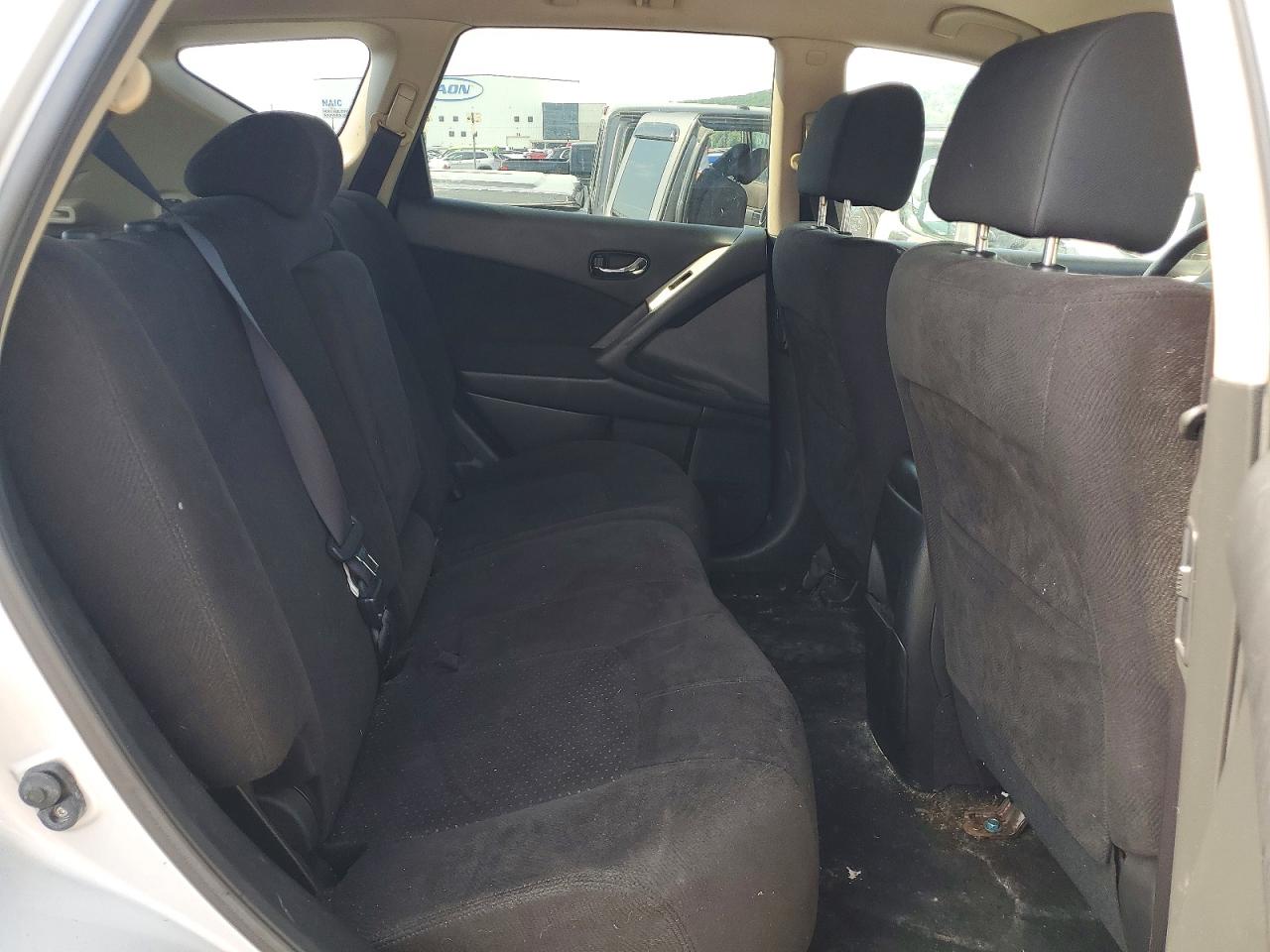 Nissan Murano S