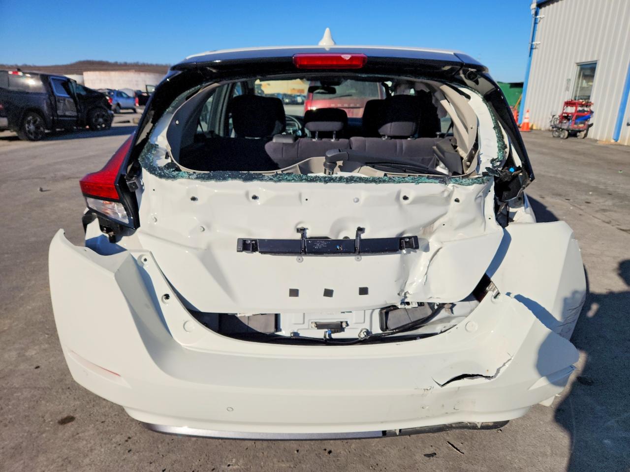 Nissan LEAF S