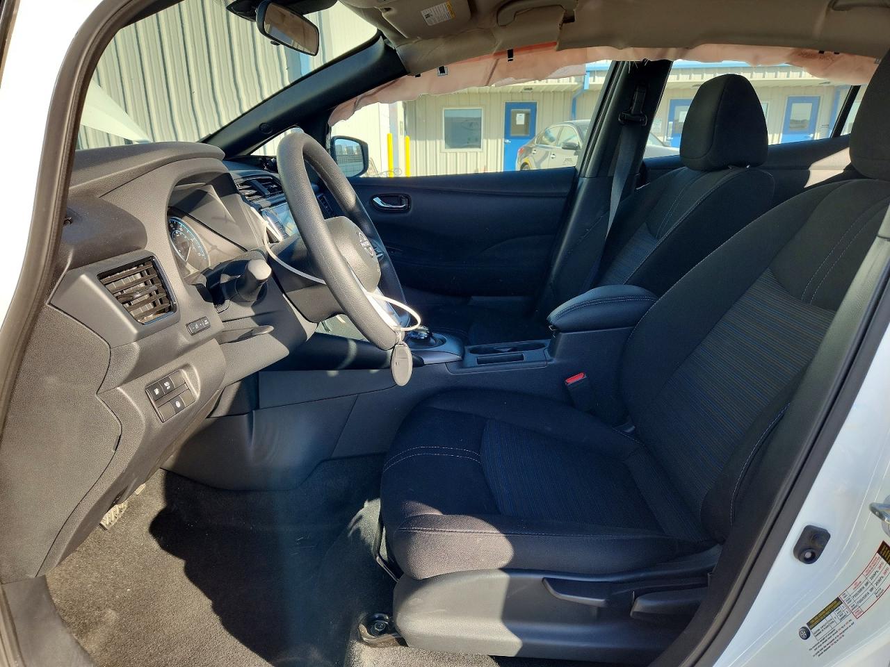 Nissan LEAF S