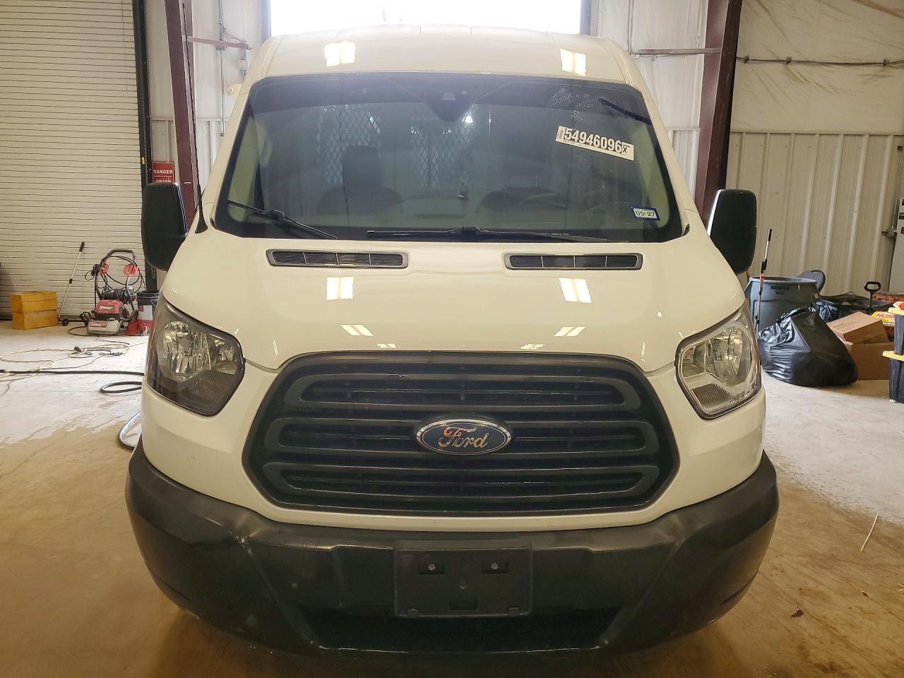 Ford Transit T-150