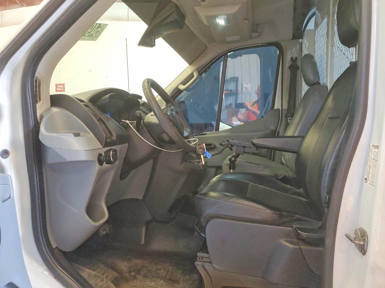 Ford Transit T-150