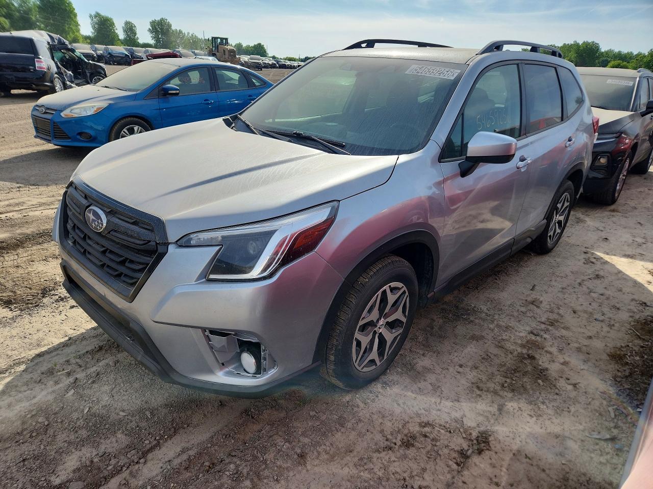 Salvage Subaru Forester Image