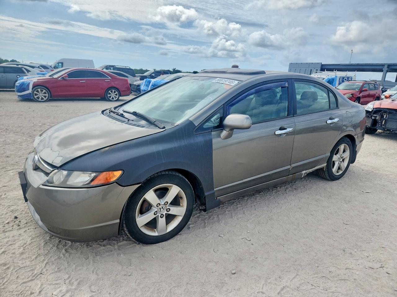 Salvage Honda Civic Image