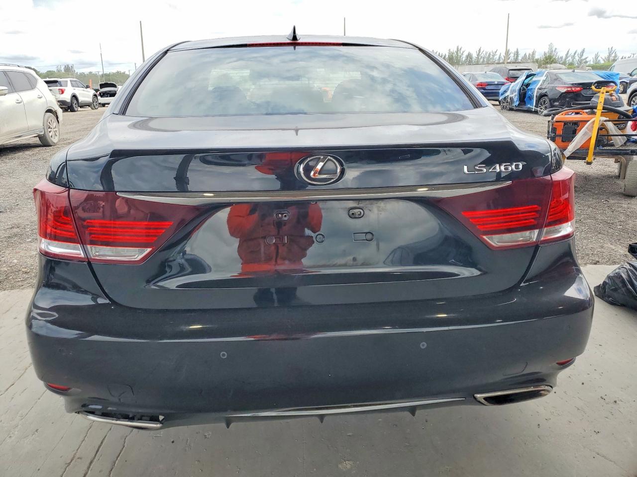 Lexus LS 460