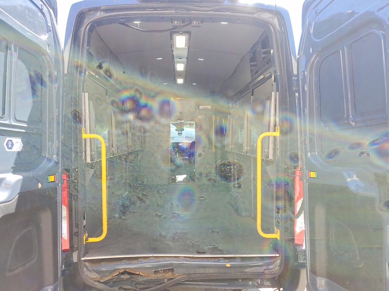 Ford Transit T-250
