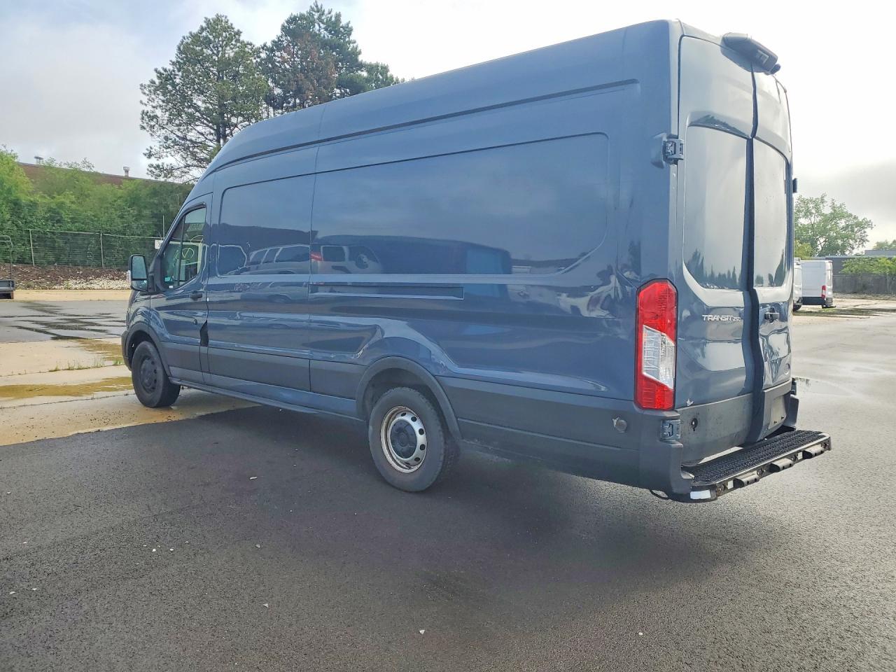 Ford Transit T-250