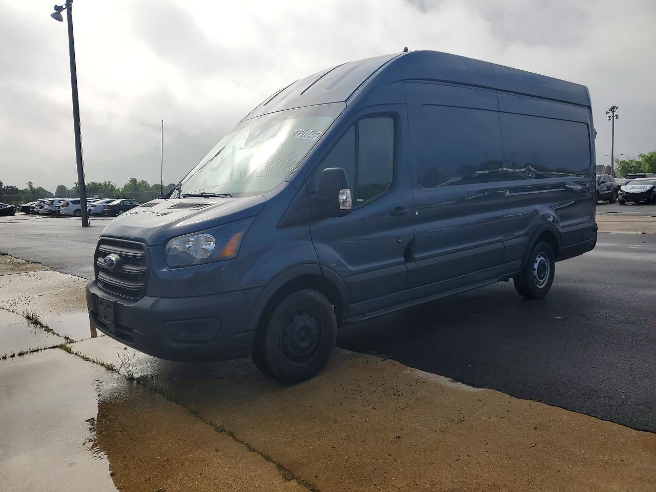 Salvage Ford Transit Image