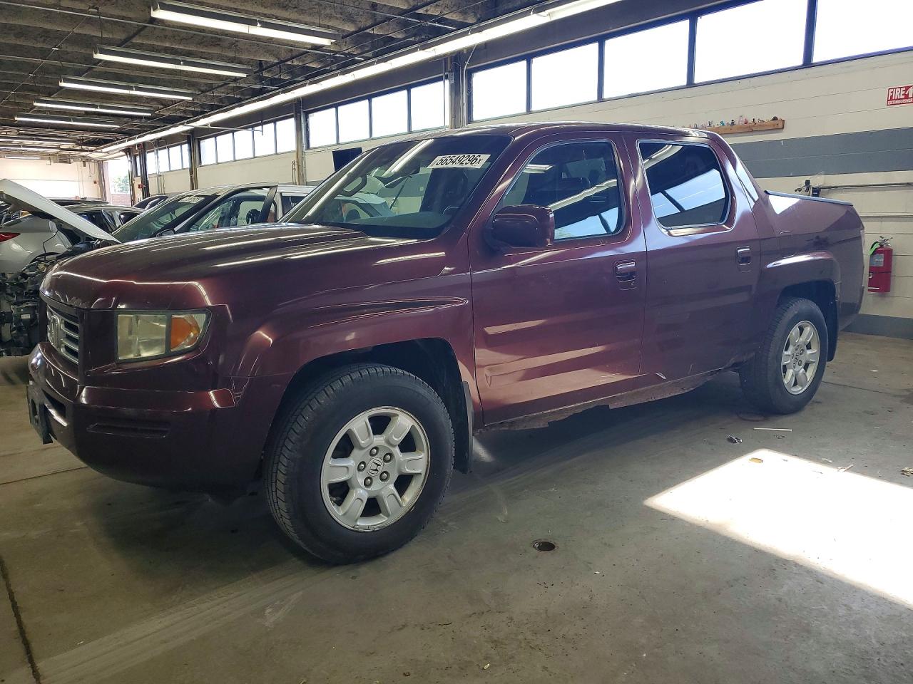 Salvage Honda Ridgeline Image
