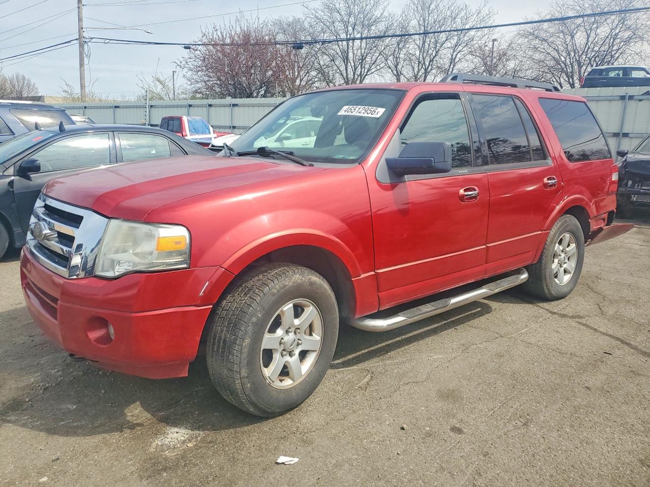 Salvage Ford Expedition Image