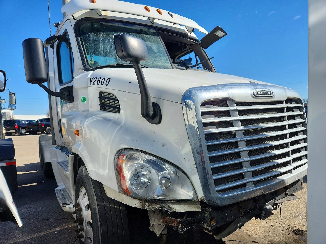 Salvage Freightliner Cascadia 113 Image