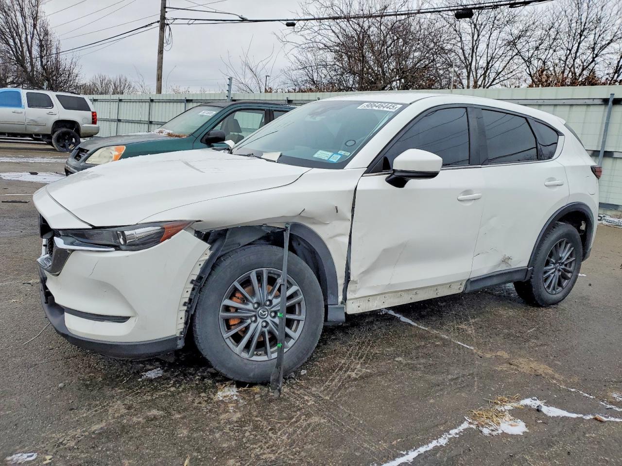 Salvage Mazda Cx Image