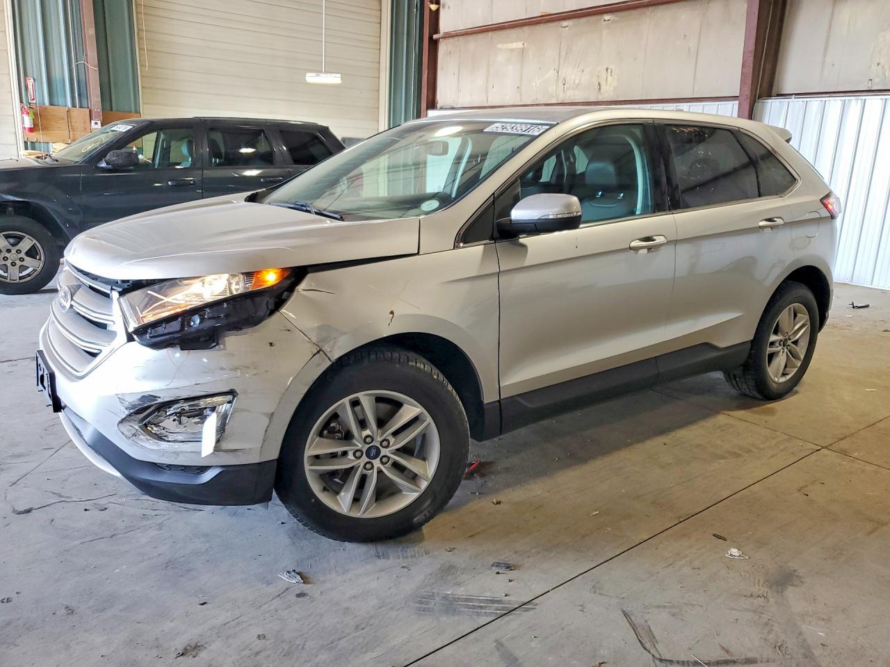 Salvage Ford Edge Image