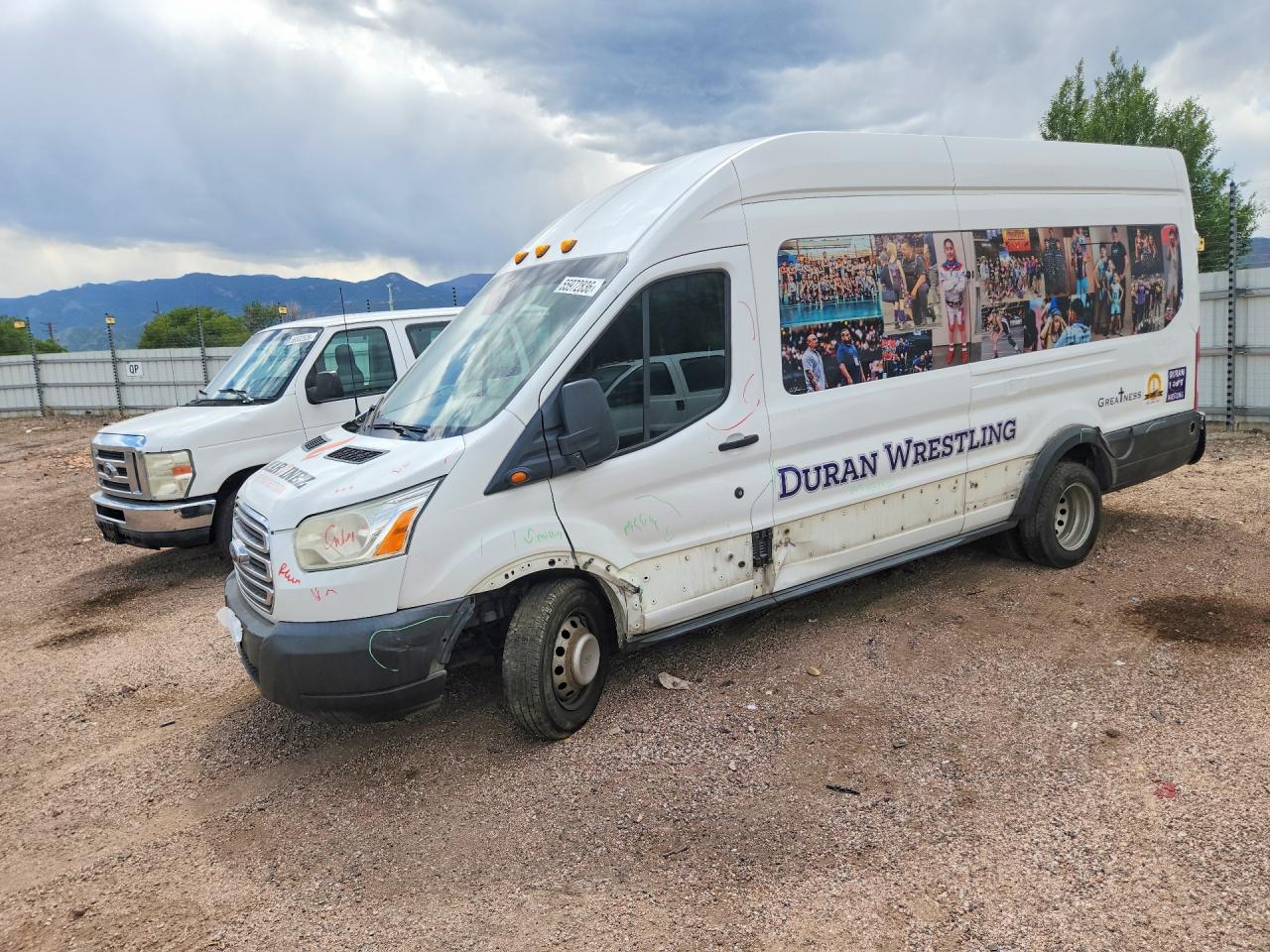 Salvage Ford Transit Image