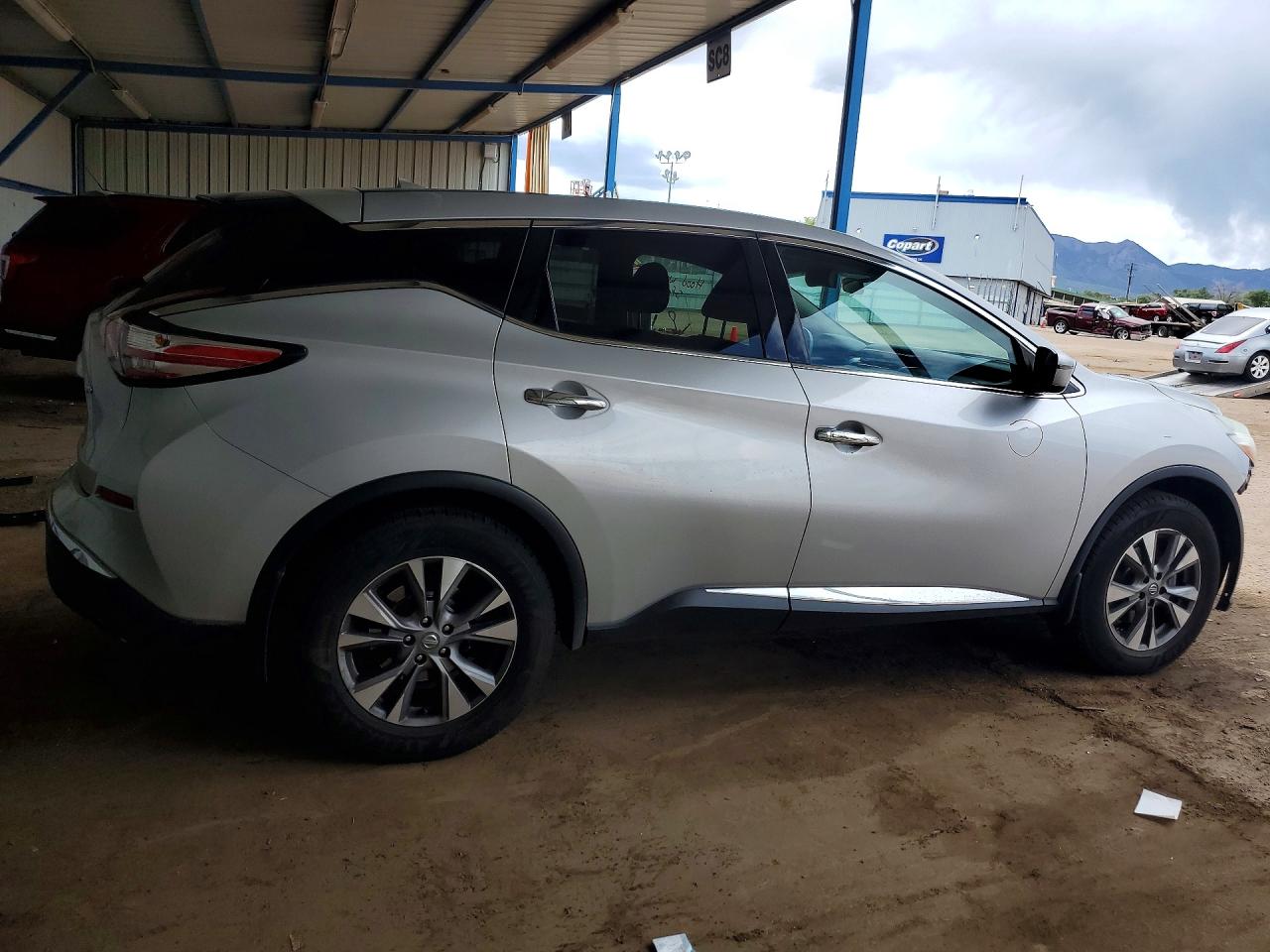 Nissan Murano S
