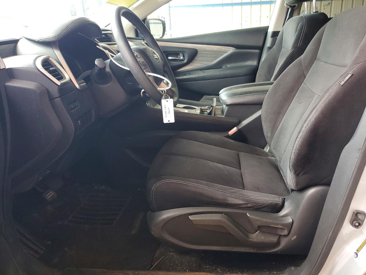 Nissan Murano S