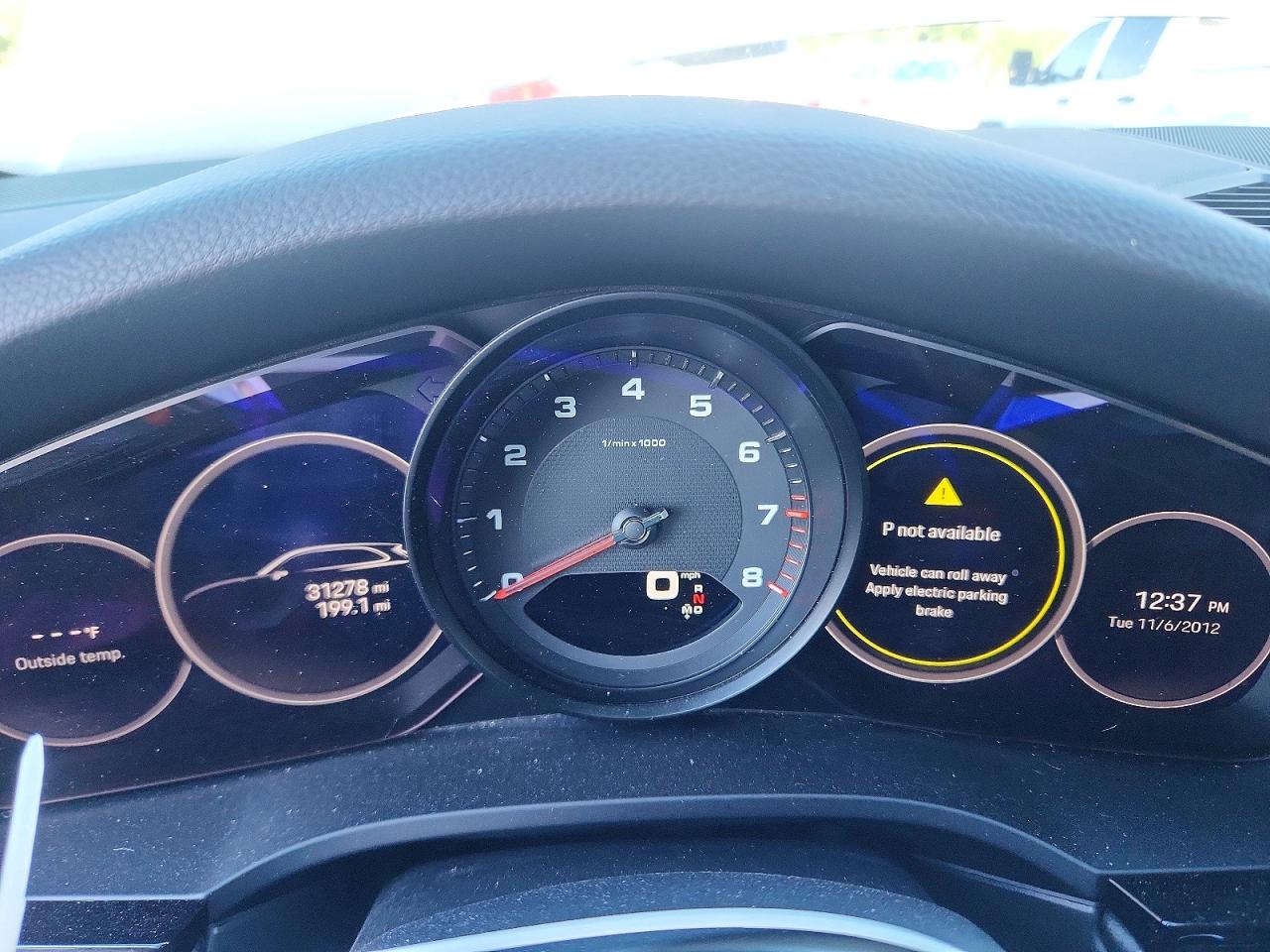 Porsche Cayenne Base
