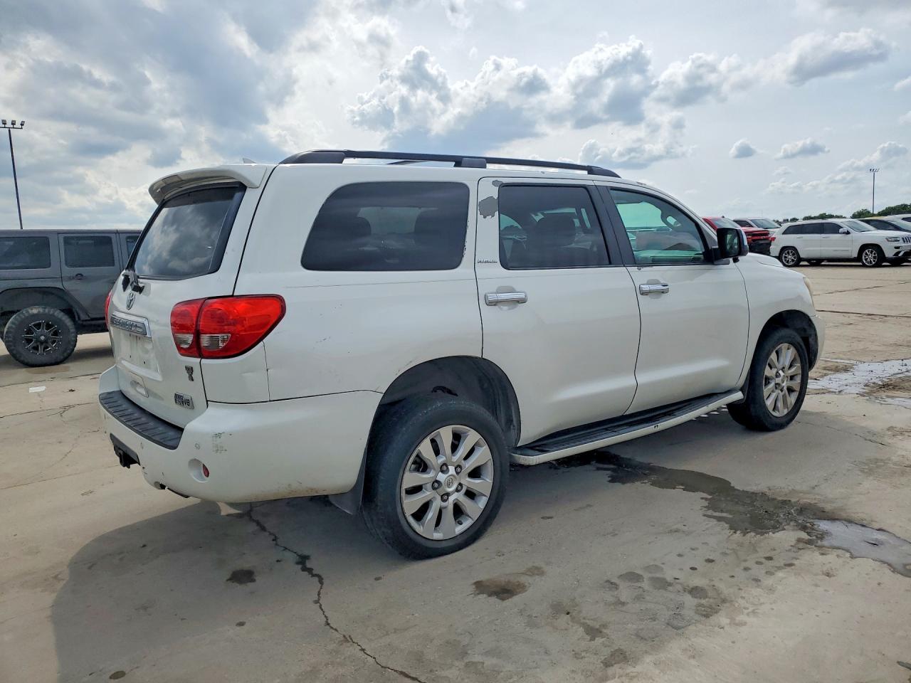 Toyota Sequoia Platinum