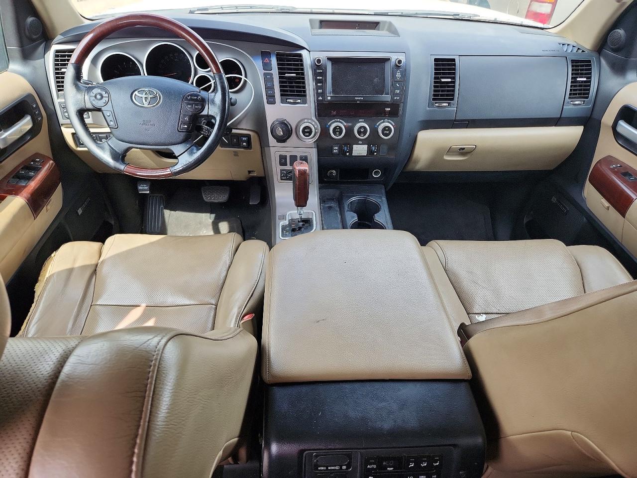 Toyota Sequoia Platinum
