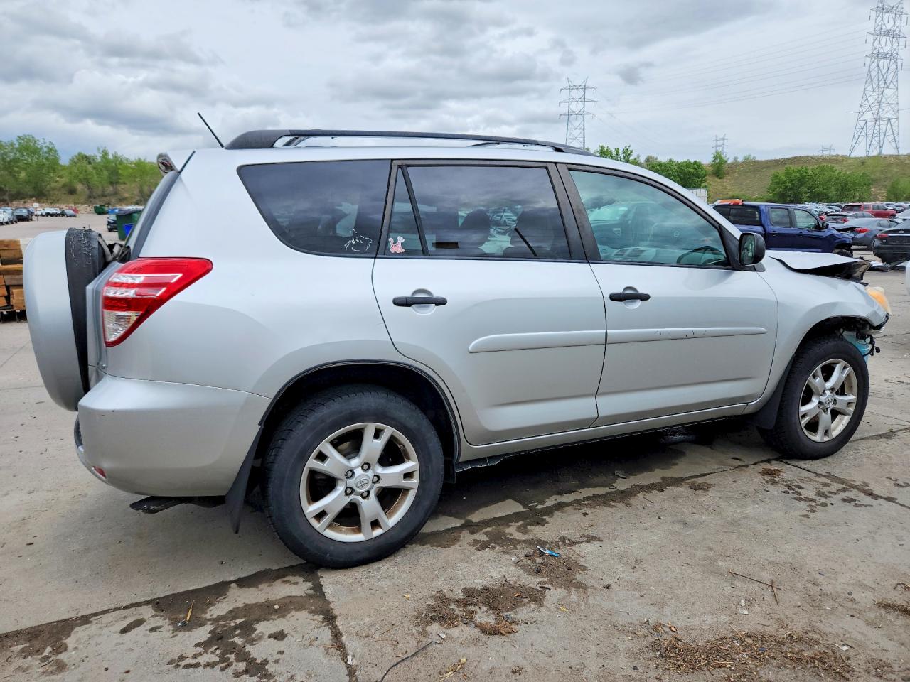 Toyota RAV4 Base