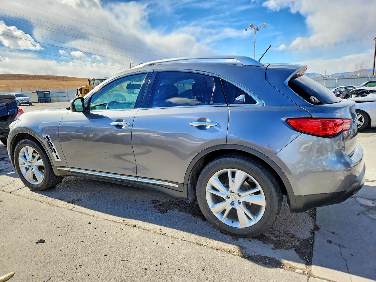 INFINITI Fx Base