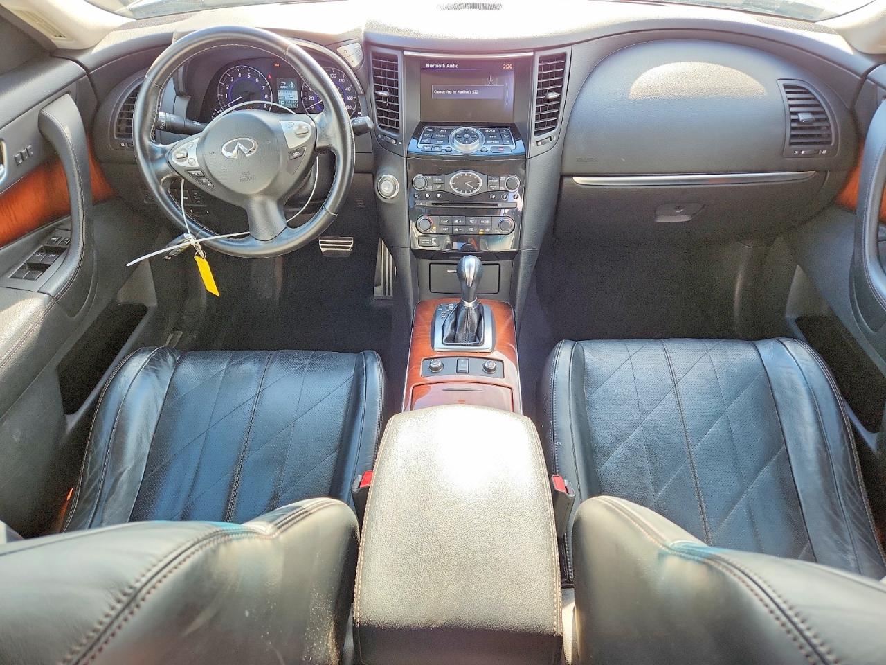 INFINITI Fx Base