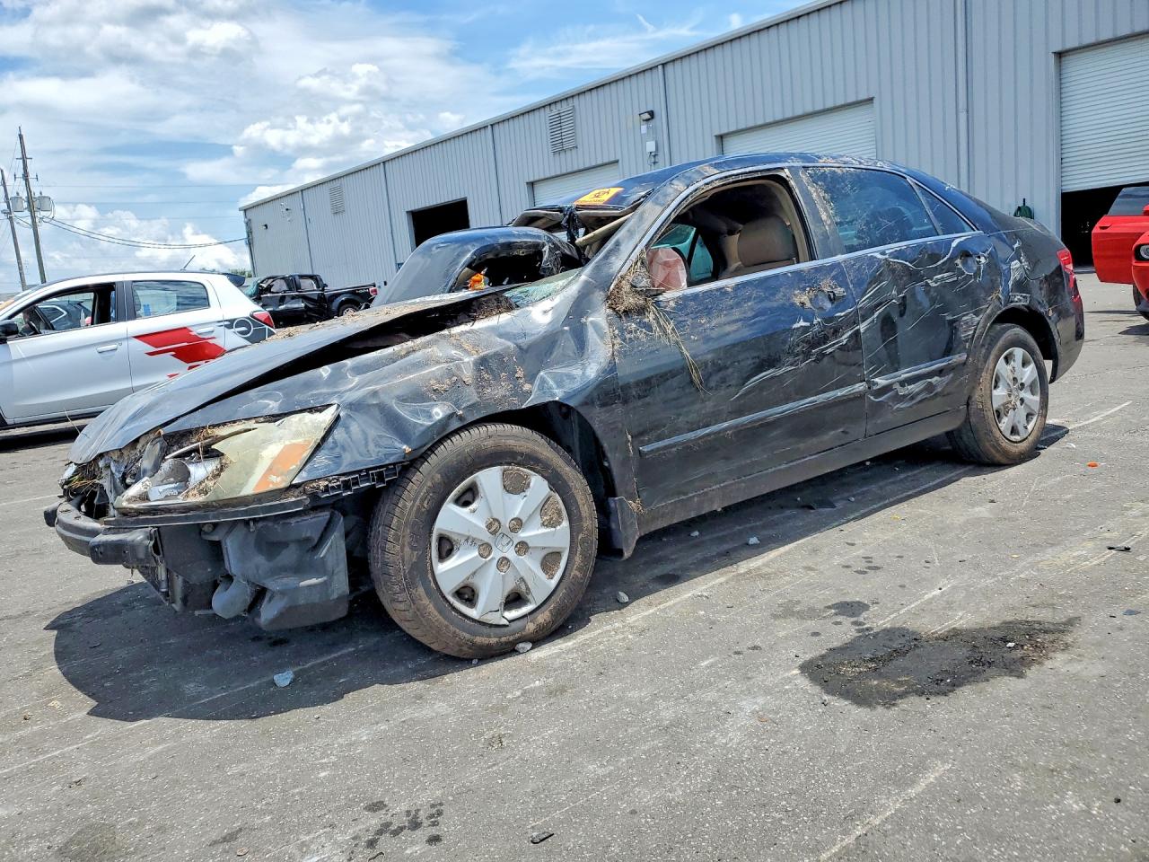 Salvage Honda Accord Image