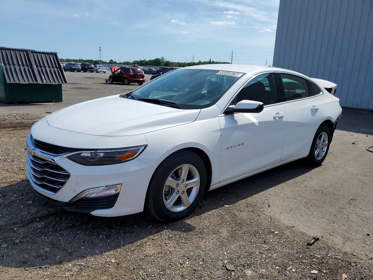 Salvage Chevrolet Malibu Image