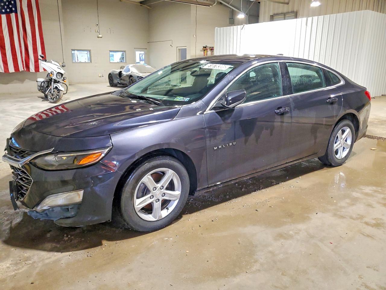 Salvage Chevrolet Malibu Image