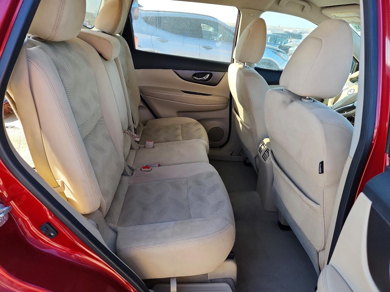Nissan Rogue S