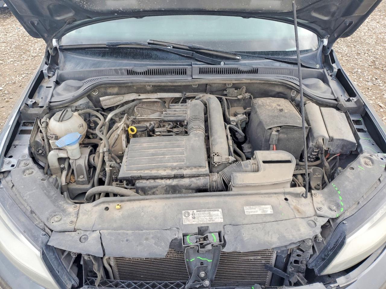 Volkswagen Jetta S