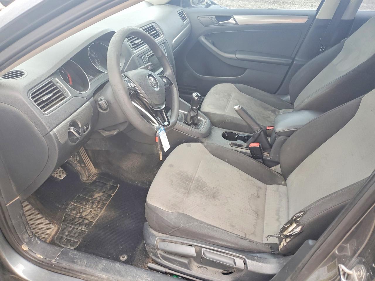 Volkswagen Jetta S