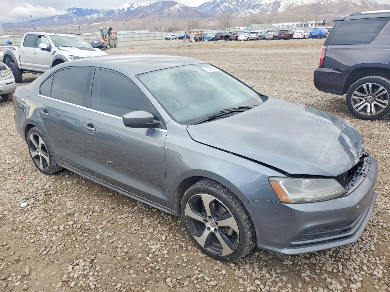 Volkswagen Jetta S