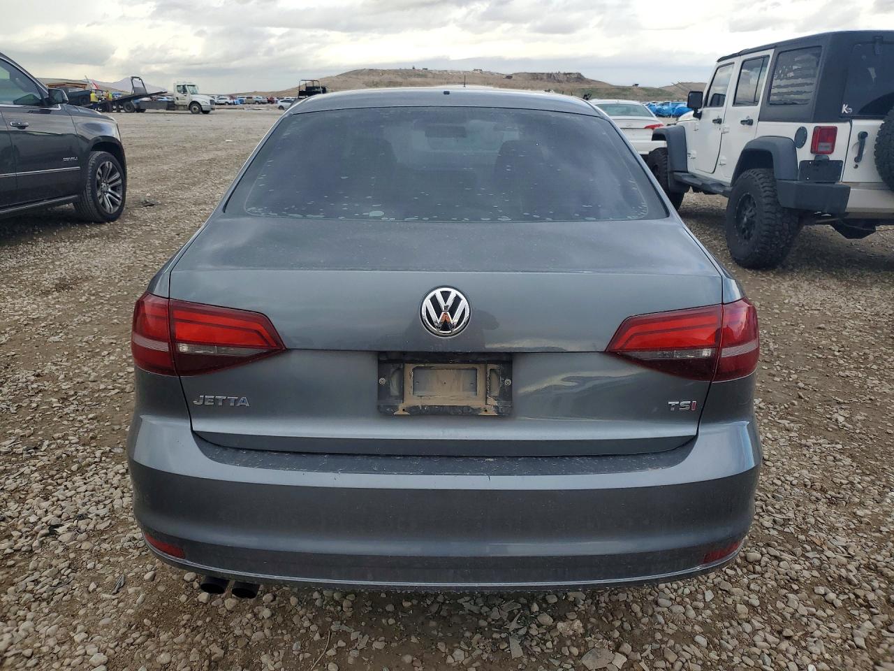 Volkswagen Jetta S