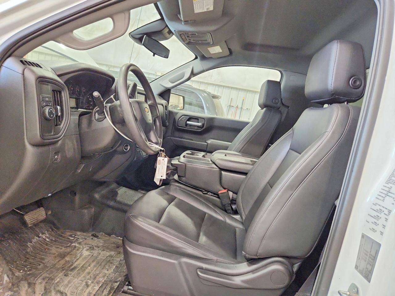 Chevrolet Silverado C1500