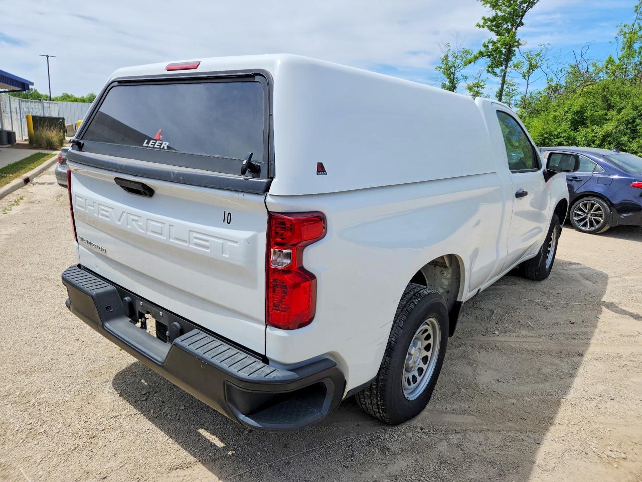 Chevrolet Silverado C1500
