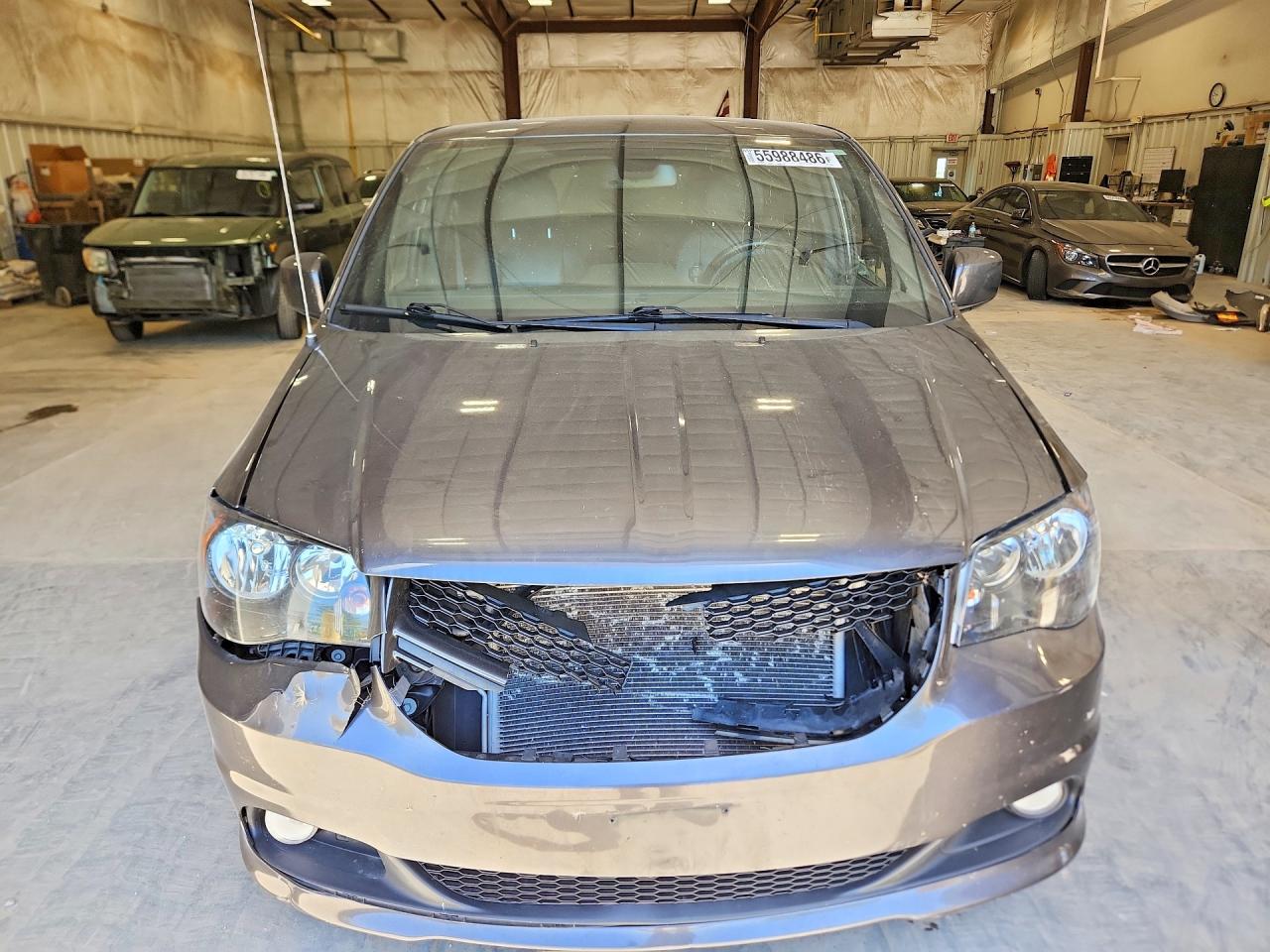 Dodge Caravan Gt