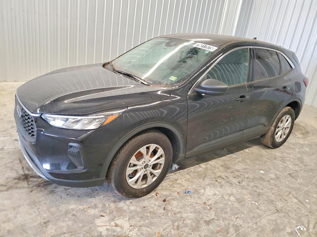 Salvage Ford Escape Image