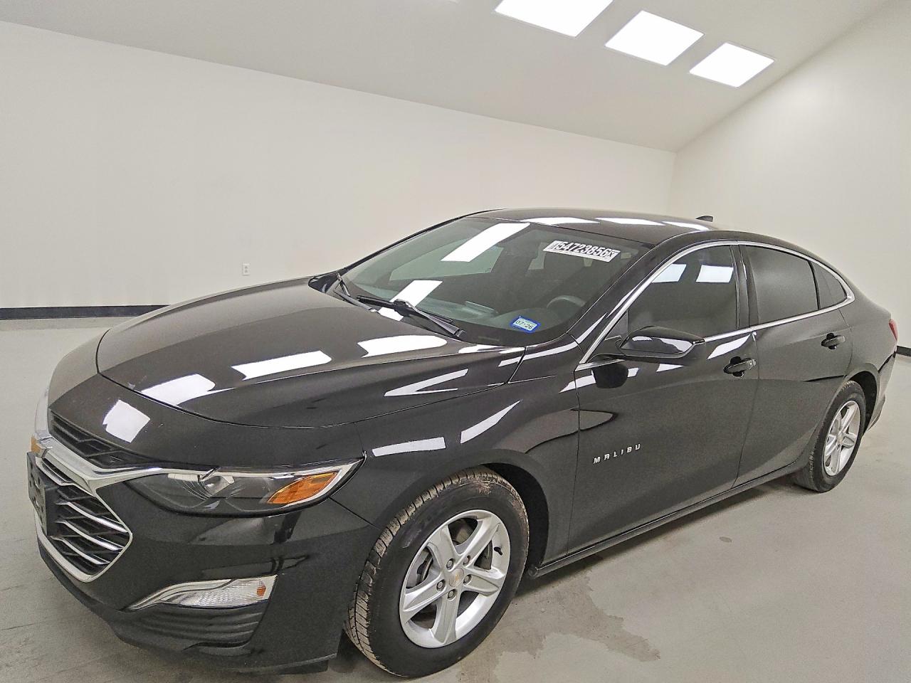 Salvage Chevrolet Malibu Image