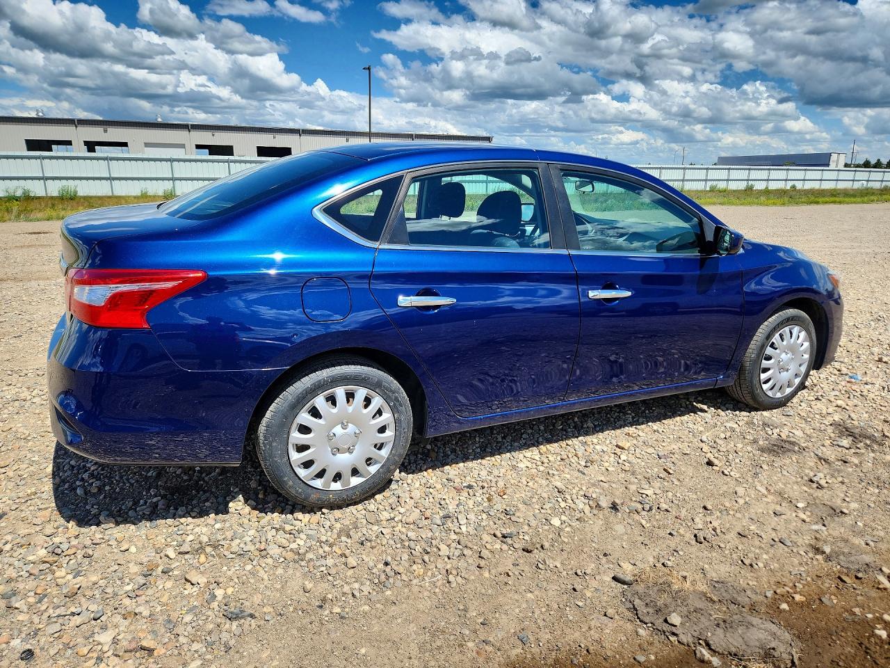 Nissan Sentra S