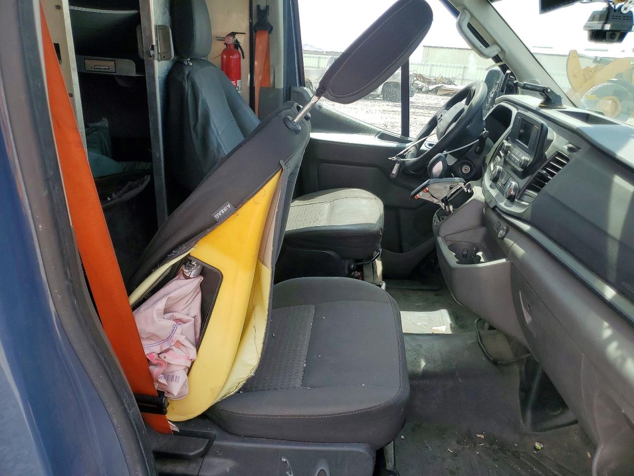 Ford Transit T-250