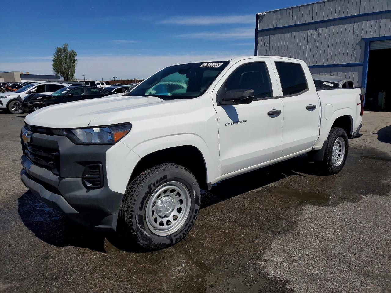 Salvage Chevrolet Colorado Image