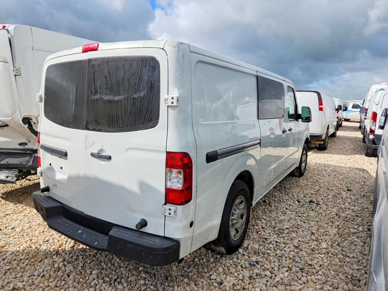 Nissan Nv 1500