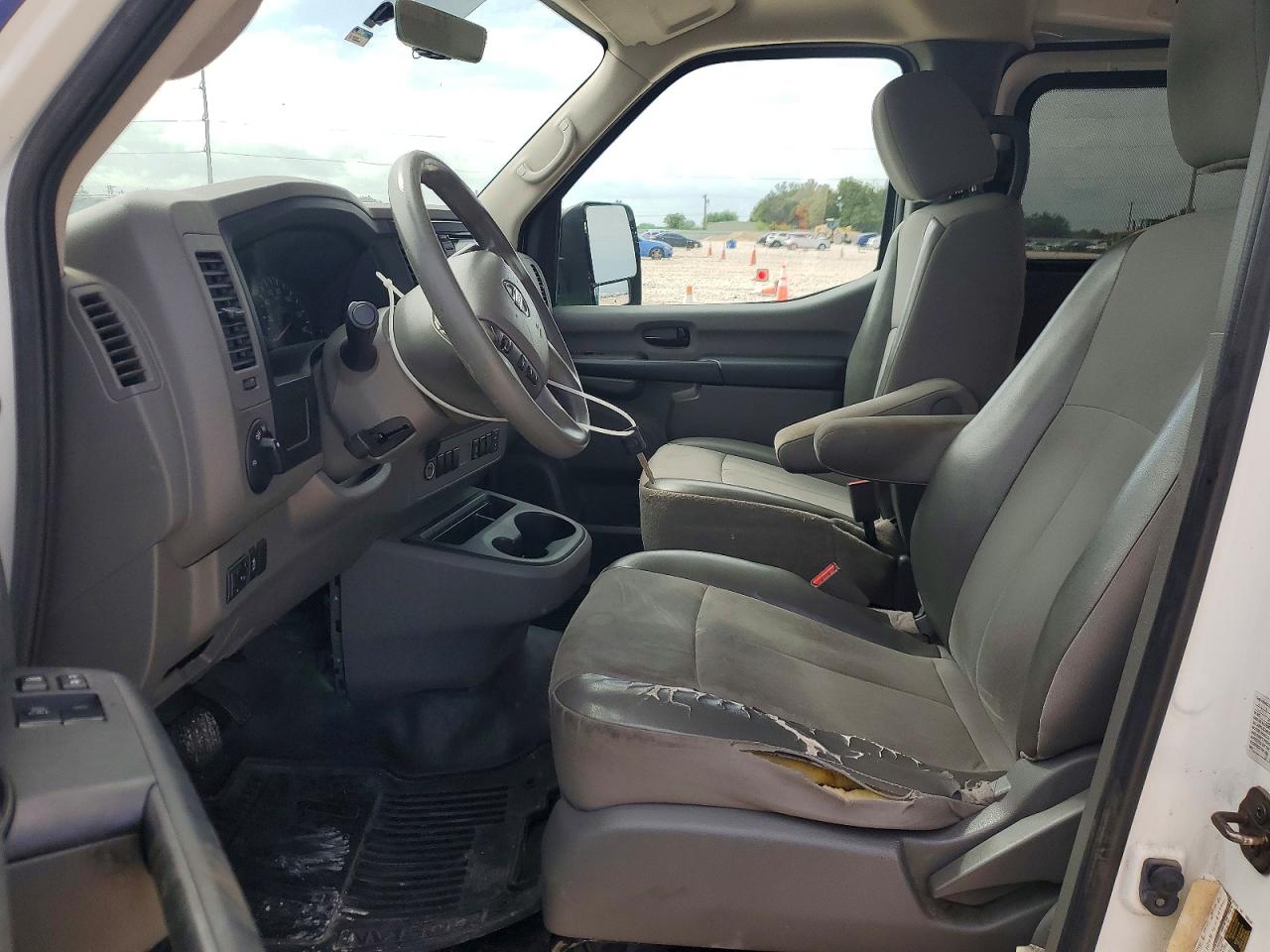 Nissan Nv 1500