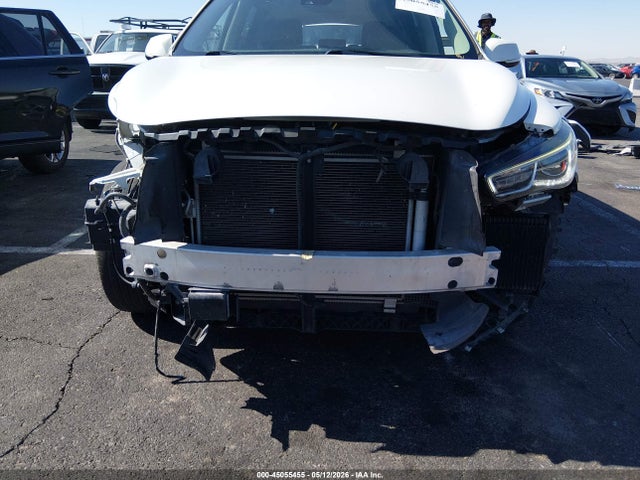 INFINITI Qx Pure
