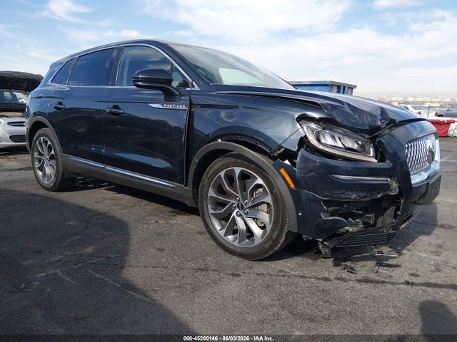 Salvage Lincoln Nautilus Image