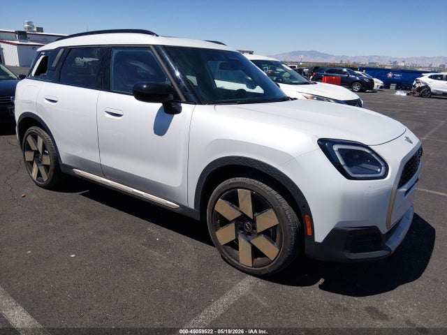 Salvage MINI Countryman Image