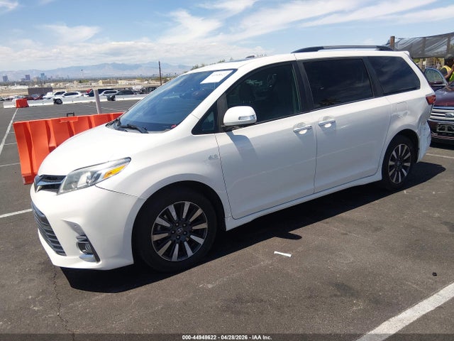 Toyota Sienna Limited Premium