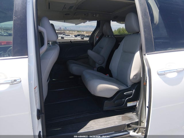 Toyota Sienna Limited Premium