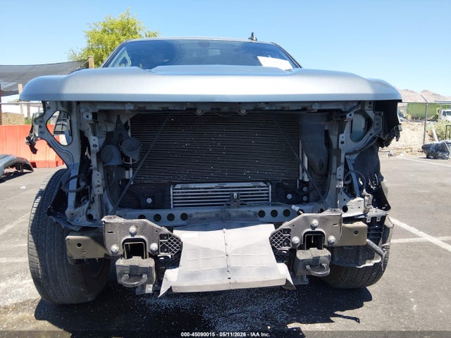 Chevrolet Silverado 1500 4wd  Short Bed Custom