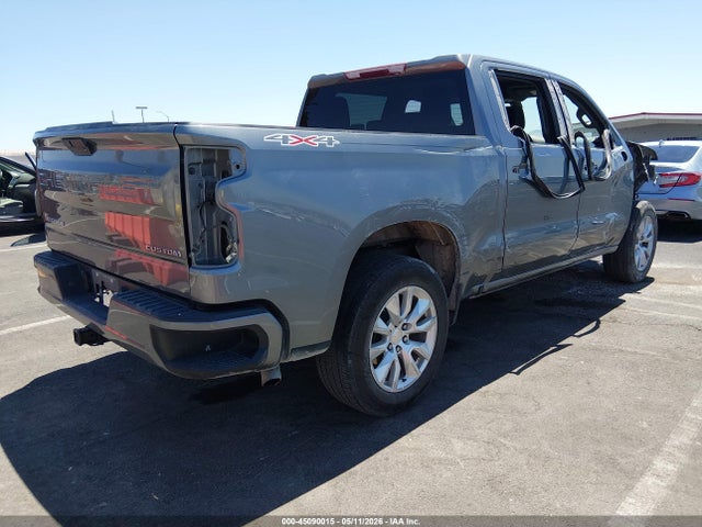 Chevrolet Silverado 1500 4wd  Short Bed Custom